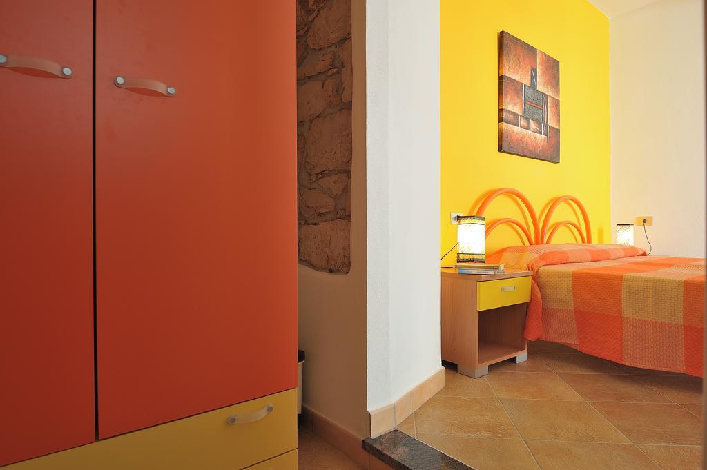 B&B Issicoro Baunei Exterior photo